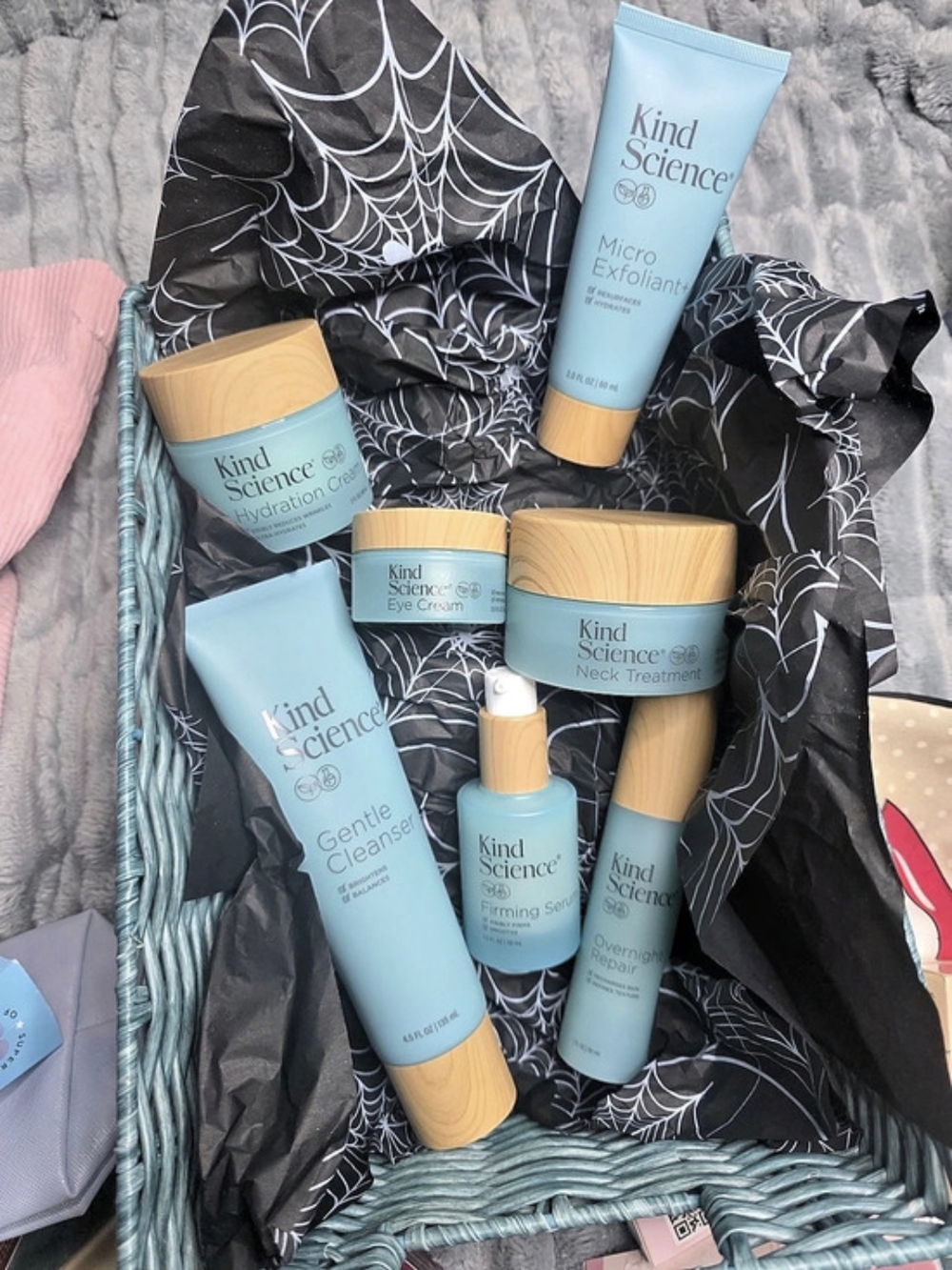 Kind Science 7-Piece Deluxe Skincare Regimen Bundle Blue